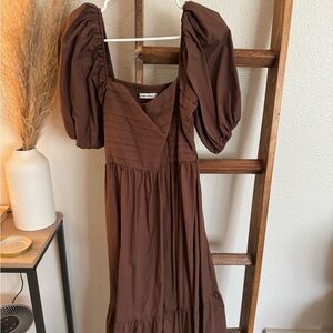 Abercrombie Emerson Poplin puff sleeve midi dress